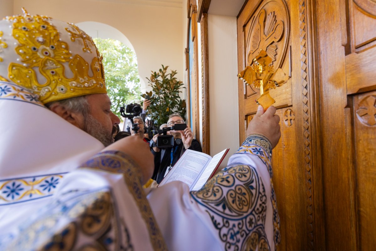 Târnosirea bisericii Parohiei Vârteju din județul Ilfov 375639