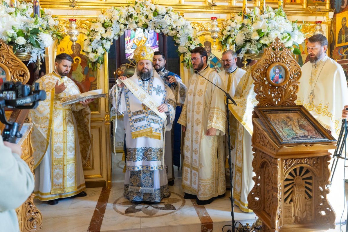 Târnosirea bisericii Parohiei Vârteju din județul Ilfov 375647