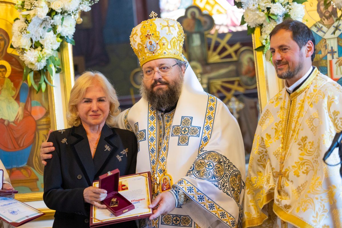 Târnosirea bisericii Parohiei Vârteju din județul Ilfov 375656