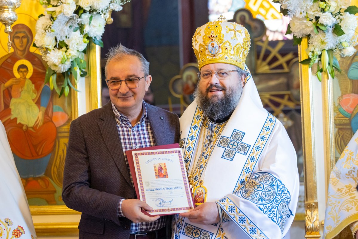 Târnosirea bisericii Parohiei Vârteju din județul Ilfov 375664