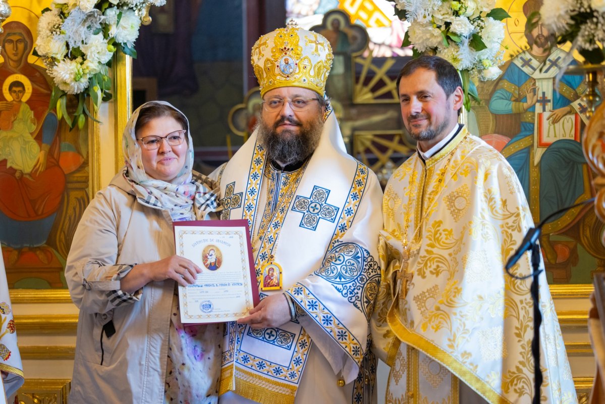 Târnosirea bisericii Parohiei Vârteju din județul Ilfov 375666
