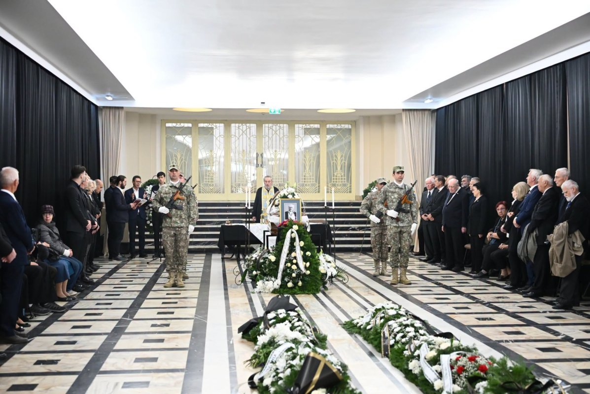 Academicianul Ionel Haiduc, înmormântat cu onoruri militare la Cluj-Napoca 375696