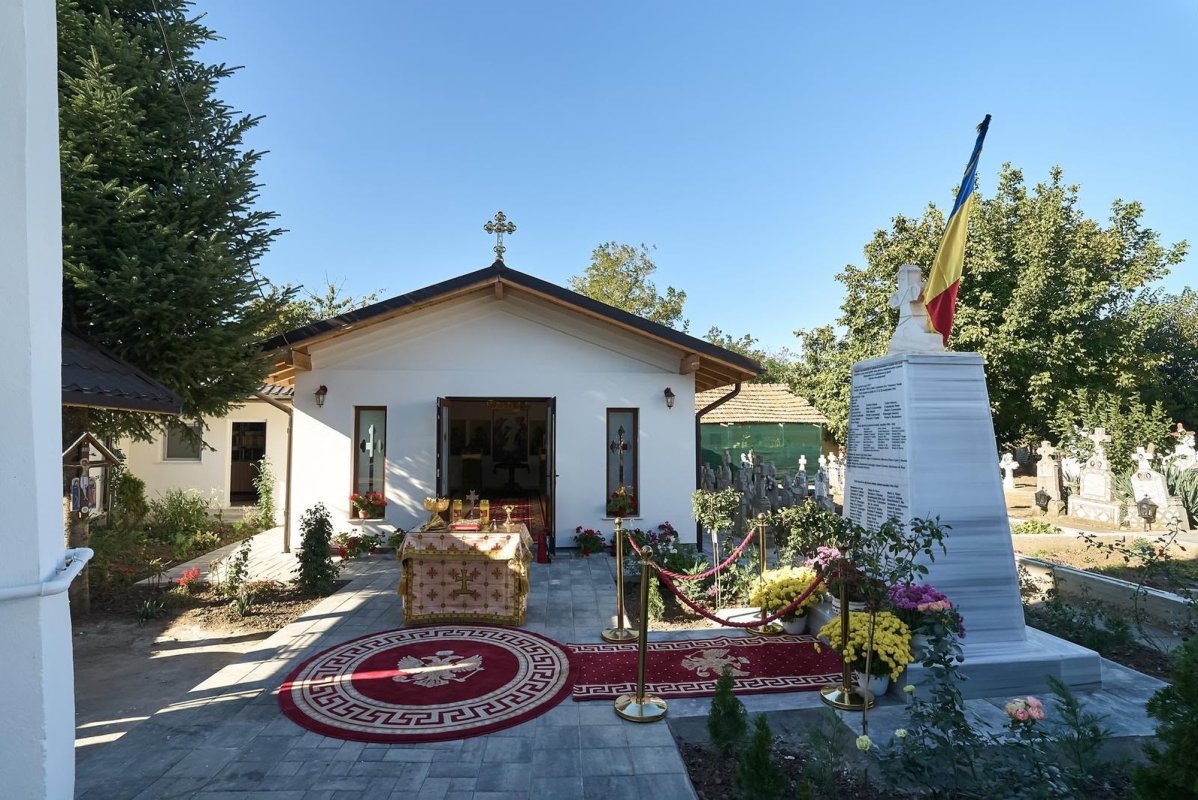 Sfinţire de capelă într-o parohie din judeţul Prahova 375729