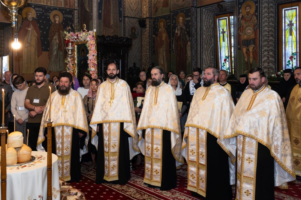 Slujba Privegherii în cinstea Sfintei Cuvioase Mucenițe Evloghia 375896