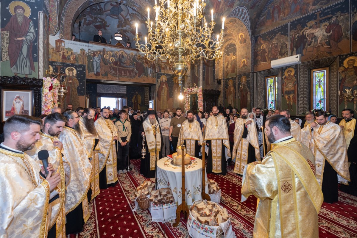 Slujba Privegherii în cinstea Sfintei Cuvioase Mucenițe Evloghia 375898