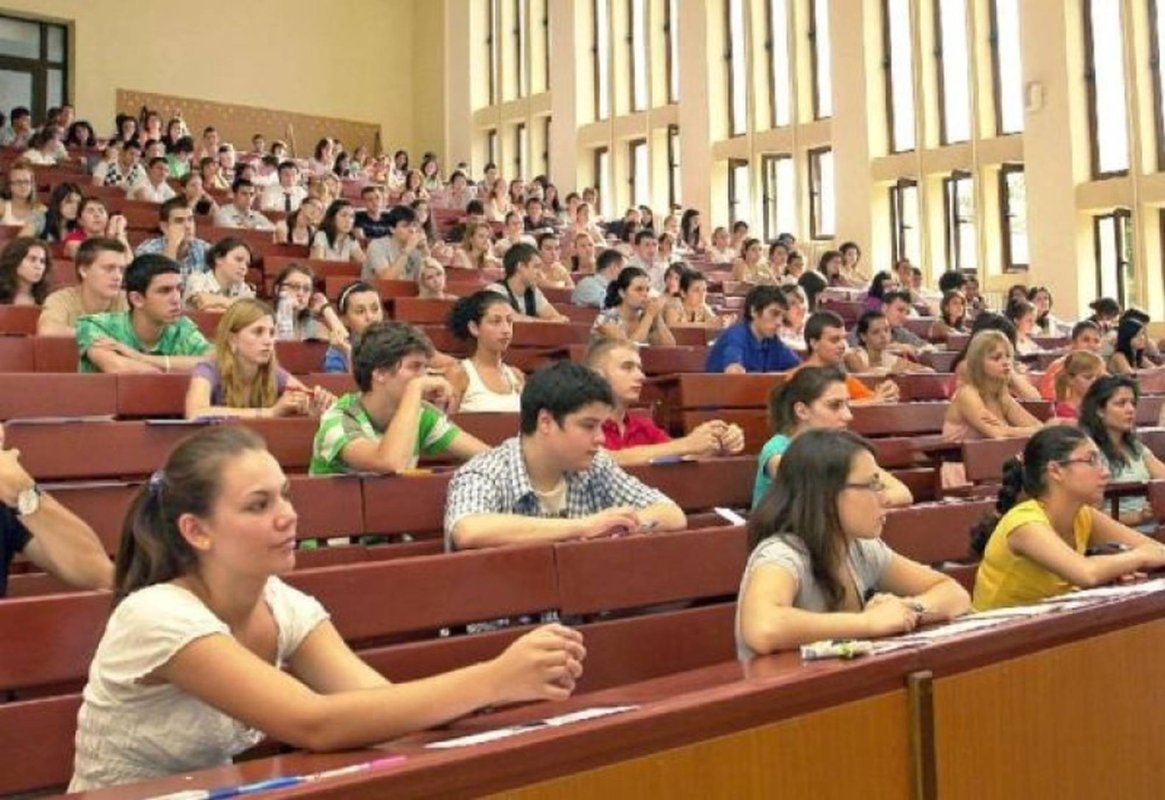 Cunoaștere și carieră 374950