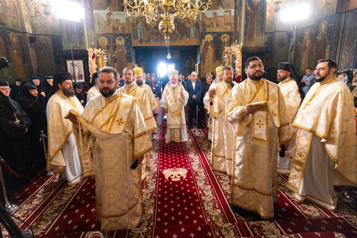 Proclamarea locală a canonizării Sfintei Cuvioase Mucenițe Evloghia de la Samurcășești 375945