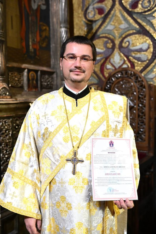 Liturghie arhierească la Catedrala Mitropolitană din Cluj‑Napoca 376028