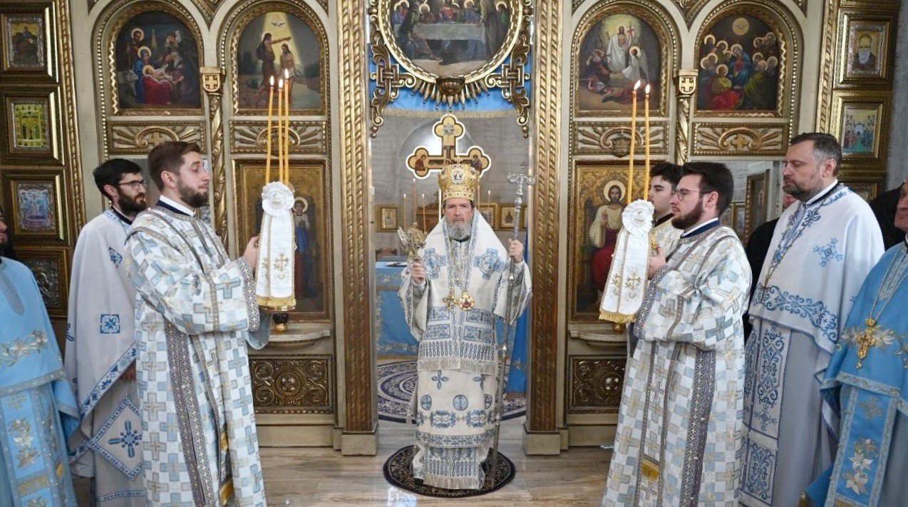 Liturghie arhierească în municipiul Salonta 376144