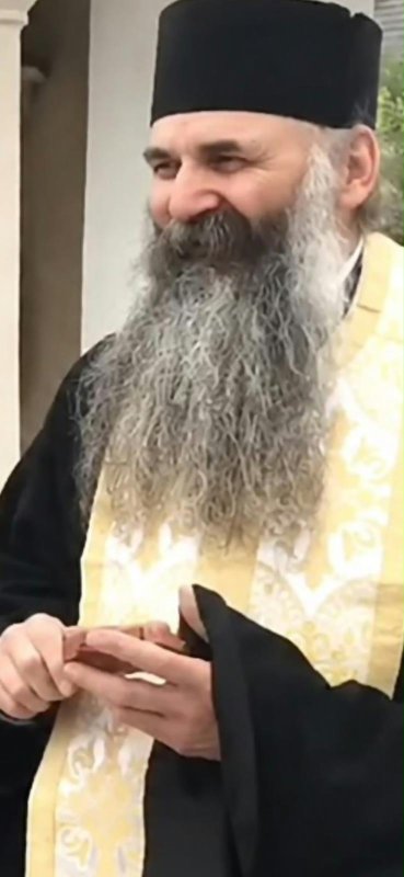 Părintele Ioan Cojan sau părintele cu Biserica în inima sa 376102