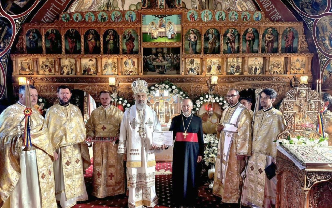 Resfințirea bisericii din Parohia Sebeșel, Protopopiatul Sebeș 376150