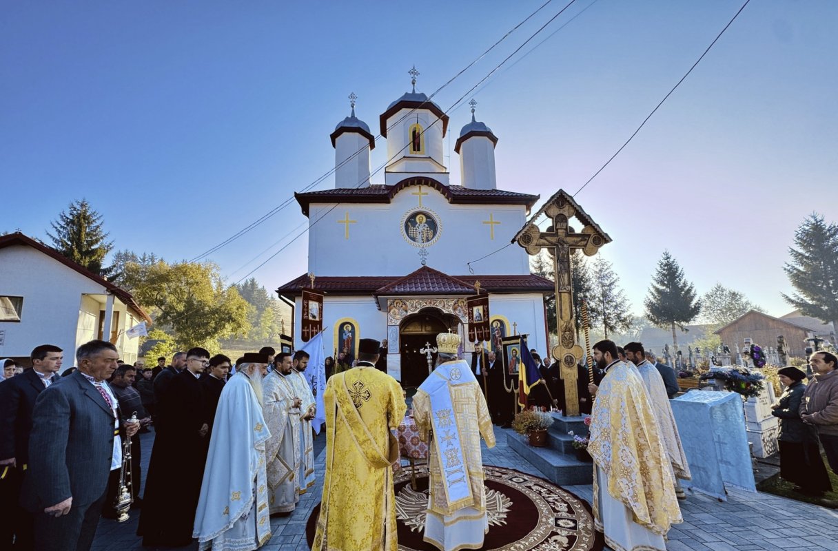 Binecuvântare la Biserica „Sfântul Ierarh Nicolae” din Sărămaș, Covasna 376259