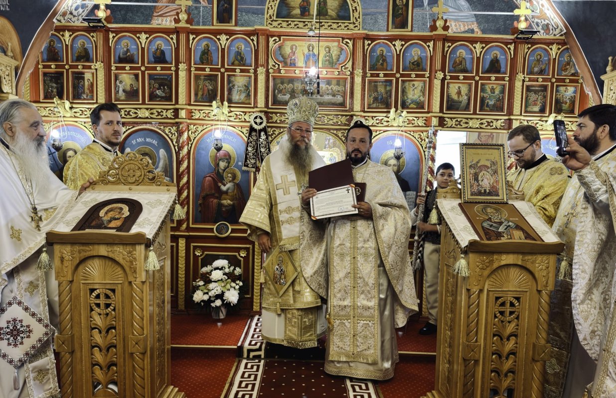 Binecuvântare la Biserica „Sfântul Ierarh Nicolae” din Sărămaș, Covasna 376262