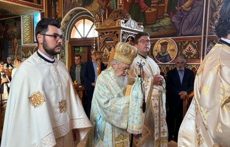 Popas de rugăciune în parohia arădeană Joia Mare 376448