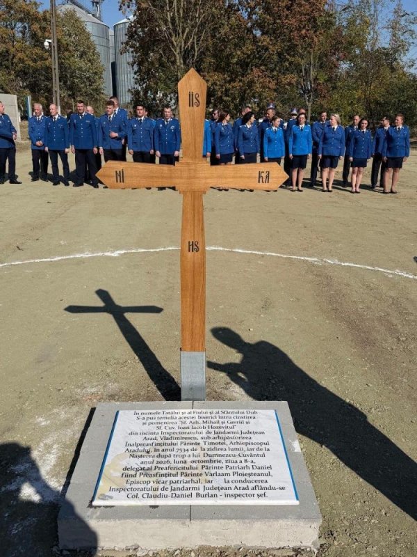 Un nou paraclis pentru Inspectoratul de Jandarmi Județean Arad 376561