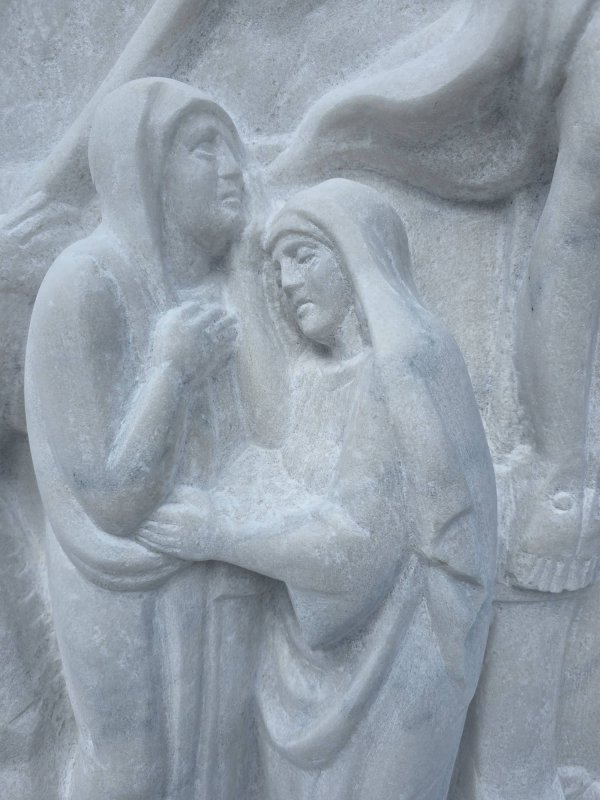 Cum s-a născut din marmură „Universul Euharistic” de la Roman 375847