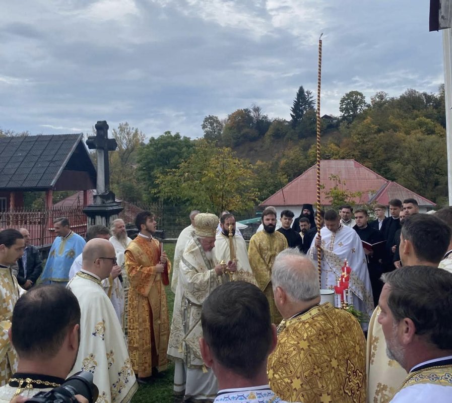 Înnoirea bisericii ucrainene din Lunca la Tisa, judeţul Maramureş 376654