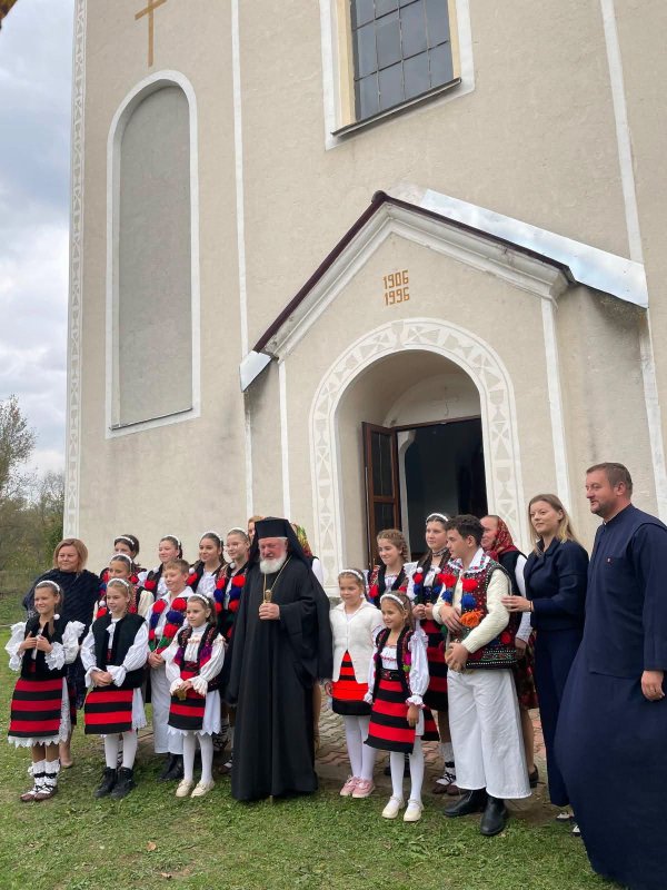 Înnoirea bisericii ucrainene din Lunca la Tisa, judeţul Maramureş 376657