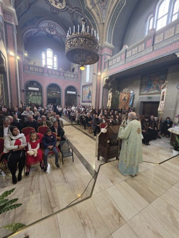 Centenarul sfințirii unei biserici arădene 376768
