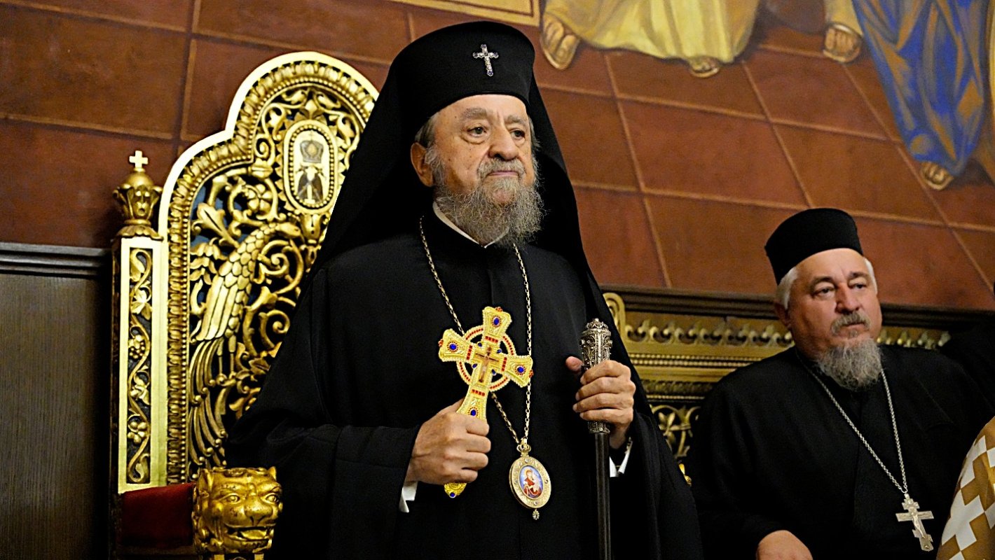 Înaltpreasfinţitul Părinte Mitropolit Laurenţiu sărbătorit la ceas aniversar 376785