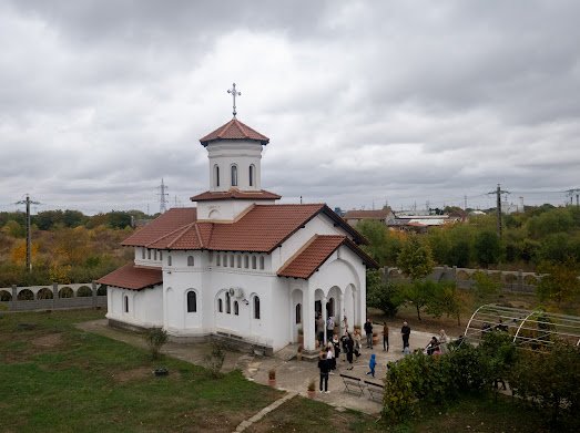 Vizită arhierească la Parohia „Sfântul Mare Mucenic Gheorghe” din Timișoara 376841