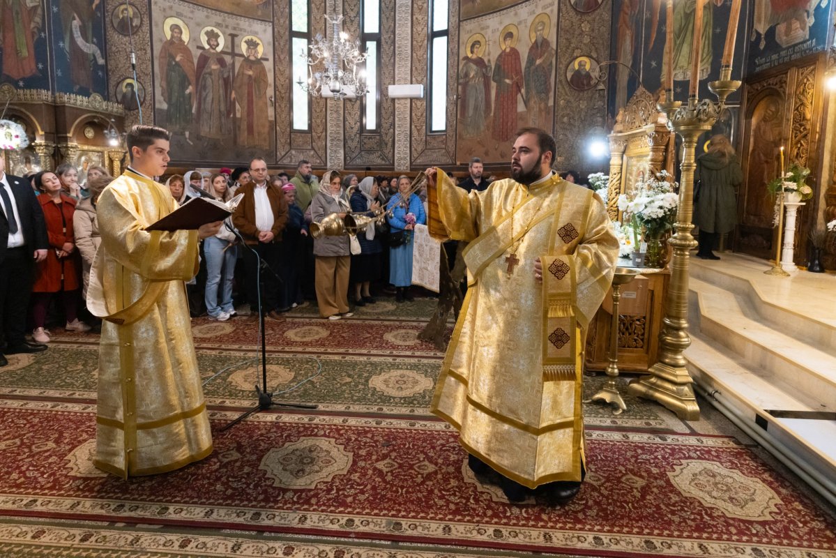 Hramul Bisericii „Sfânta Vineri”-Nouă din Capitală 376972