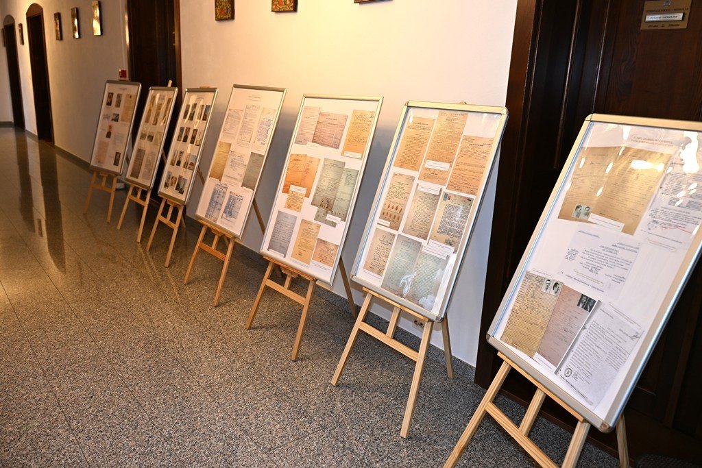 Eveniment artistic şi cultural la Centrul eparhial din Caransebeș 377111