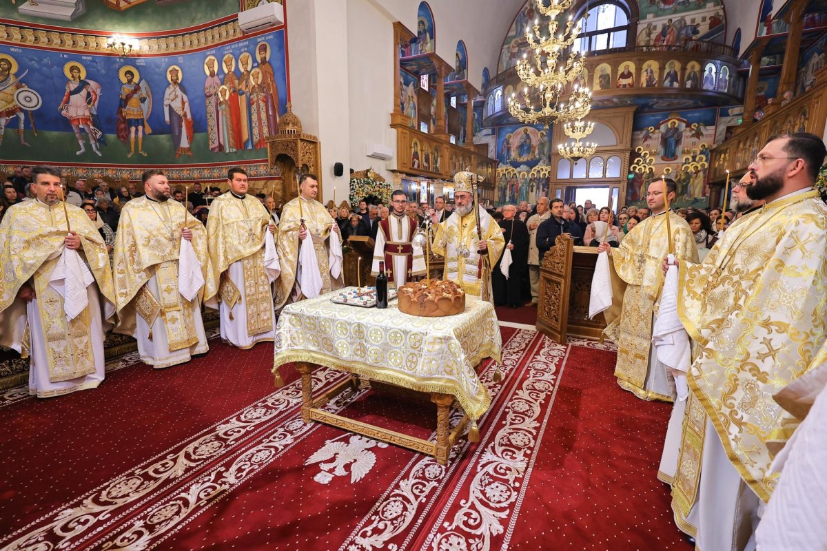 Prinos de cinstire Sfintei Cuvioase Parascheva la Buzău și Focșani 377121