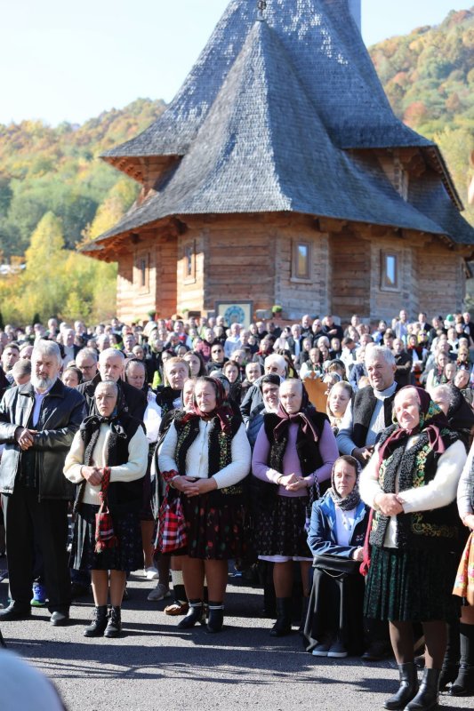 Hramul Schitului Strâmtura, judeţul Maramureş 377236