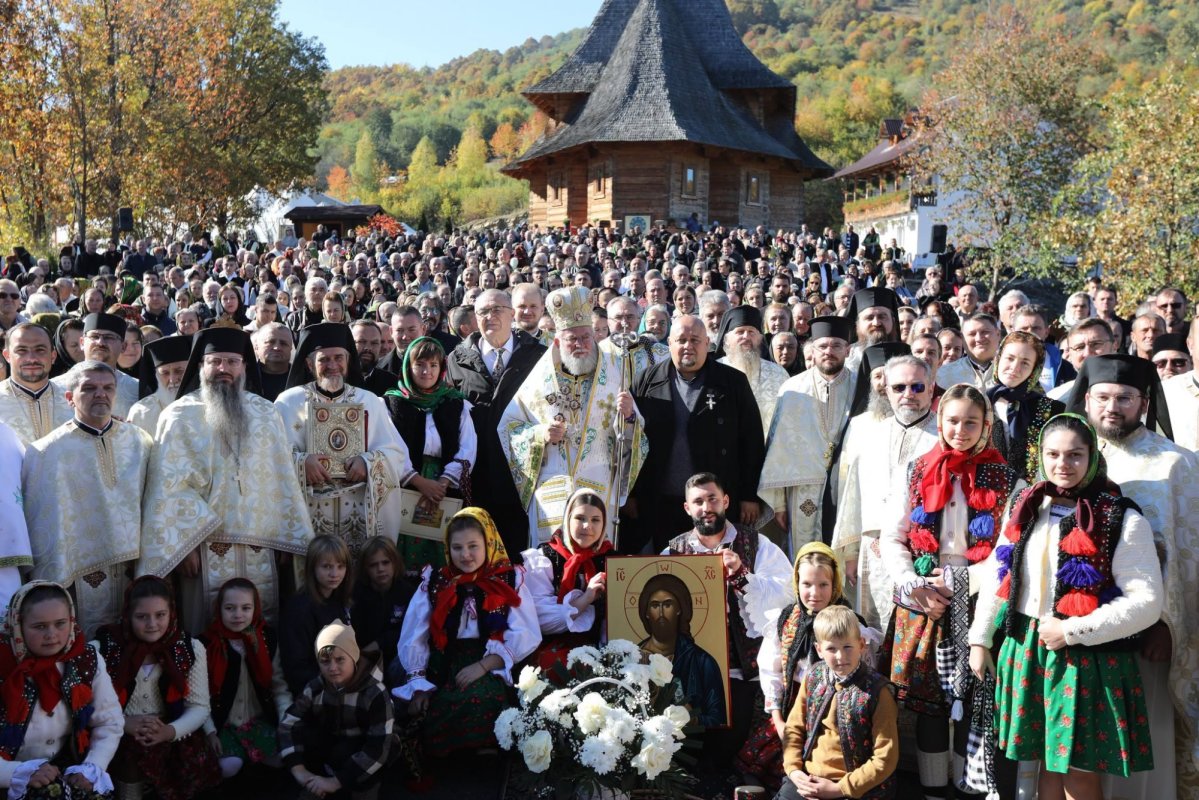Hramul Schitului Strâmtura, judeţul Maramureş 377237