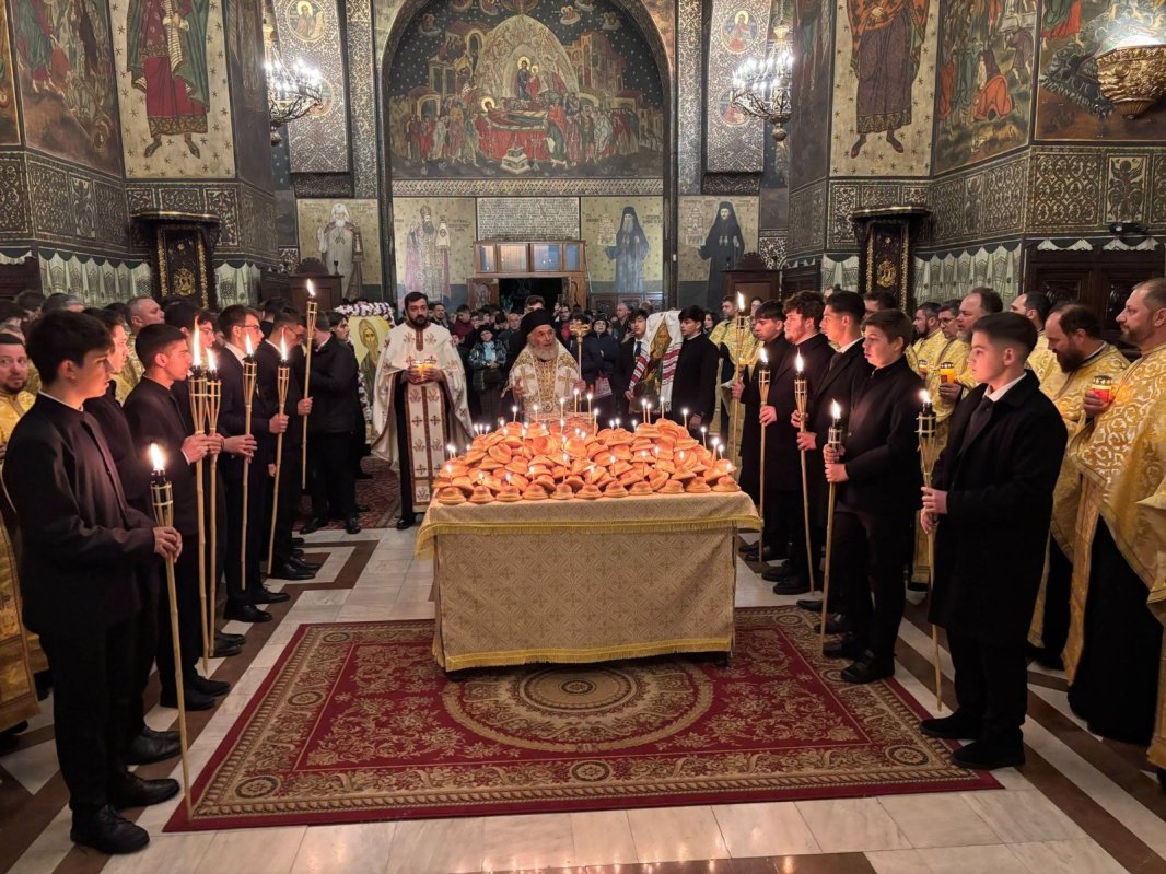 Trei decenii de la aducerea moaștelor Sfântului Apostol Andrei la Galați 377452