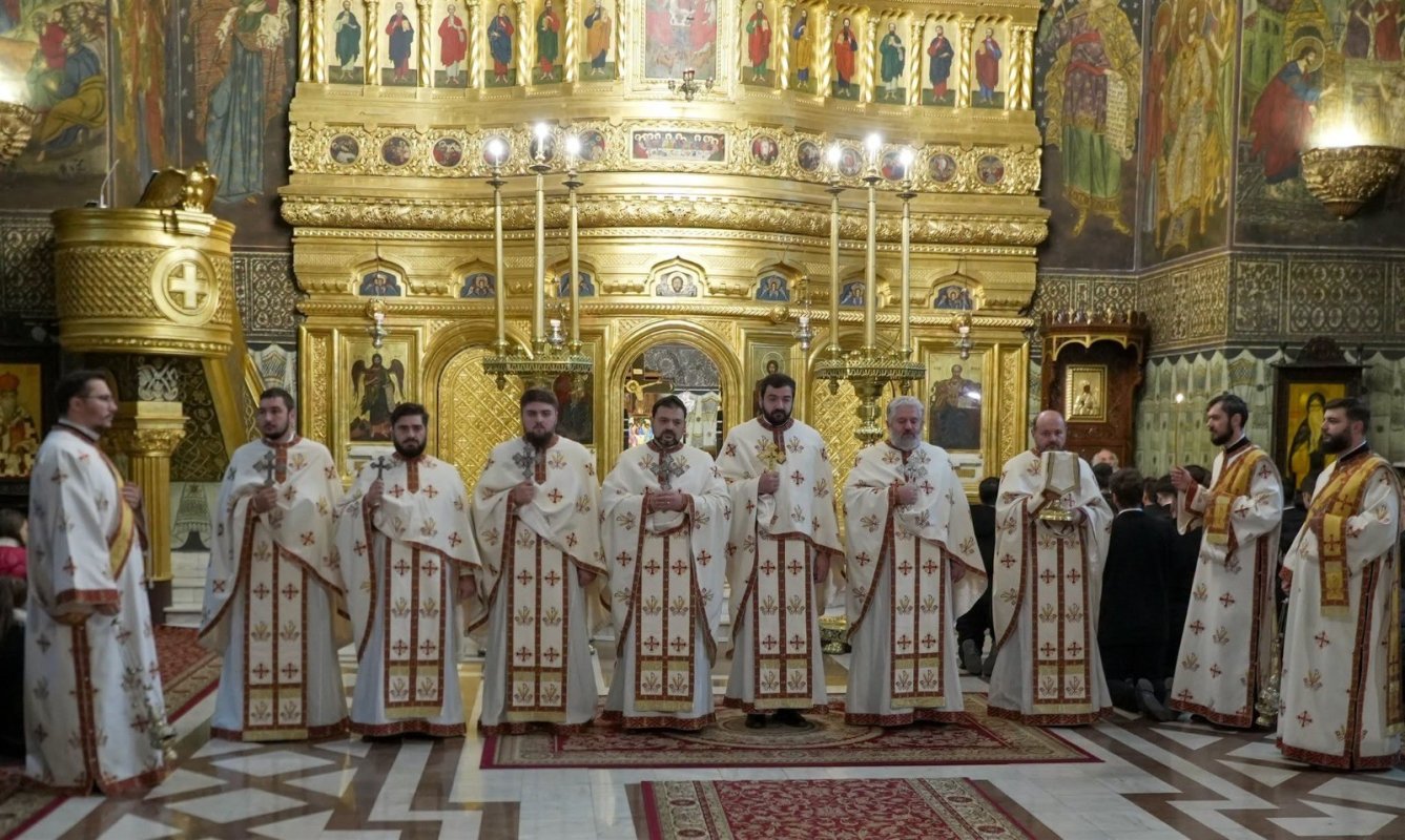 Trei decenii de la aducerea moaștelor Sfântului Apostol Andrei la Galați 377453