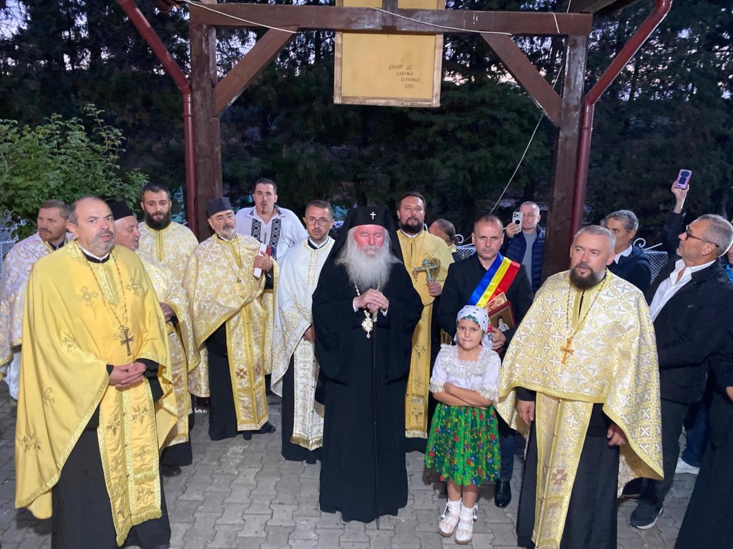Târnosirea bisericii Parohiei Buzad, Timiș 377514
