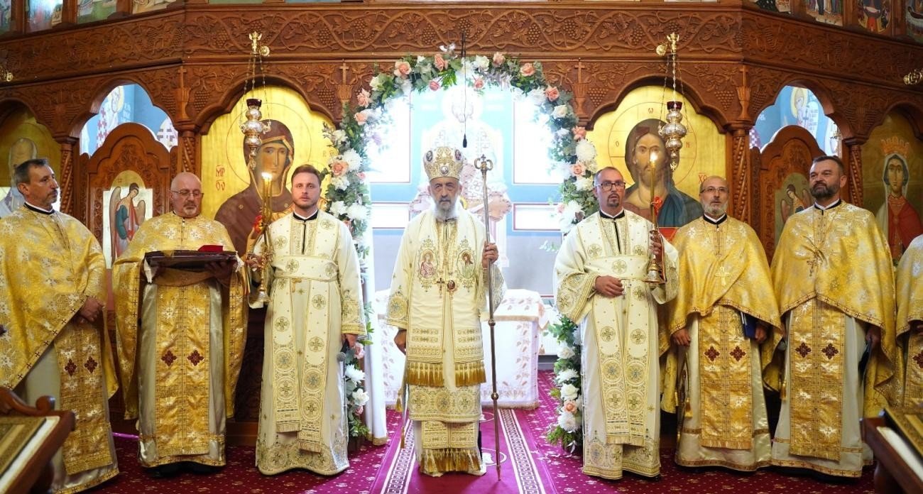 Târnosirea Bisericii „Sfânta Mare Muceniță Ecaterina” din Alba Iulia 377492