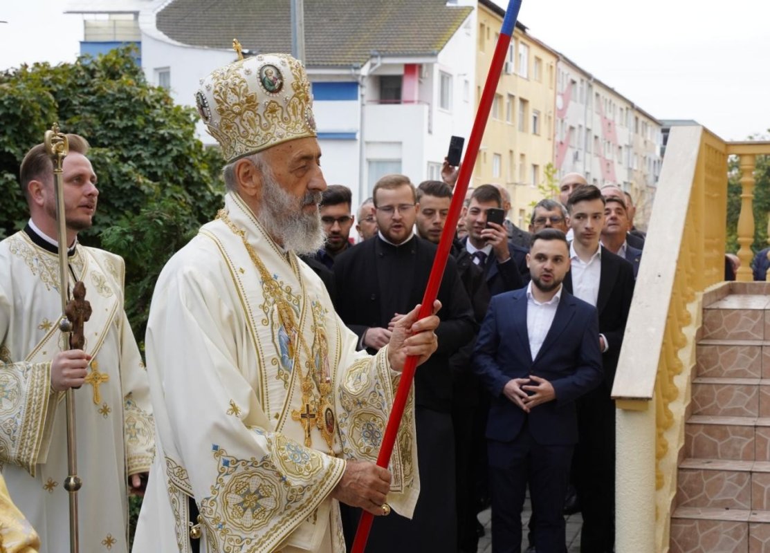 Târnosirea Bisericii „Sfânta Mare Muceniță Ecaterina” din Alba Iulia 377494