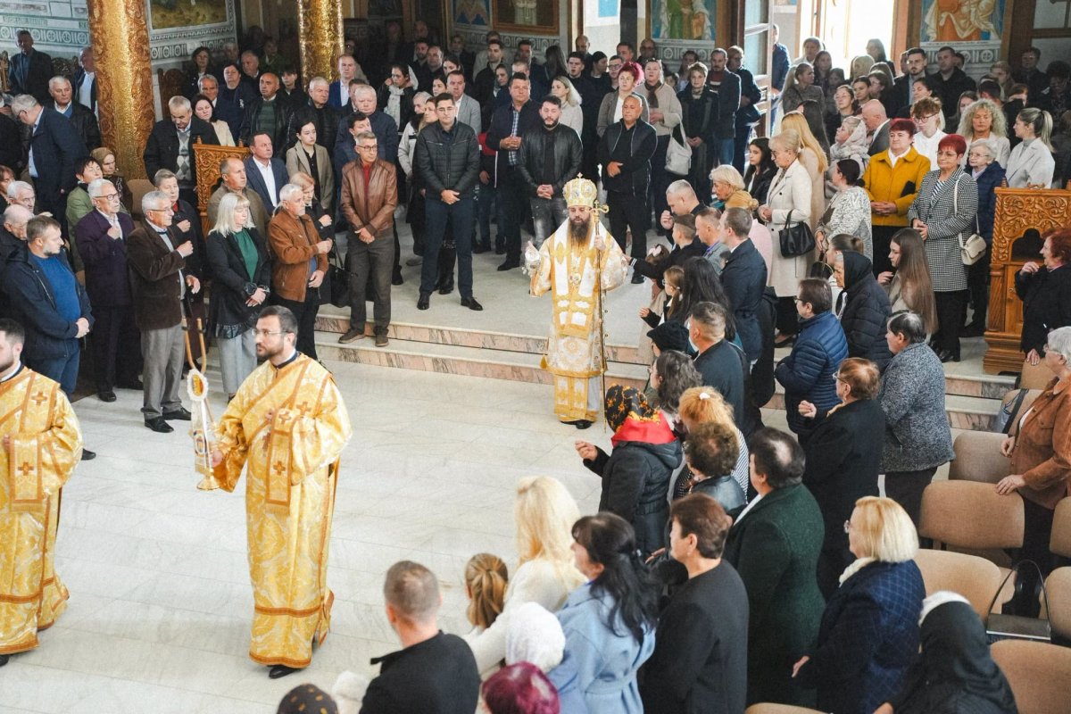 Episcopia Sălajului a sărbătorit 19 ani de la înființare 377607