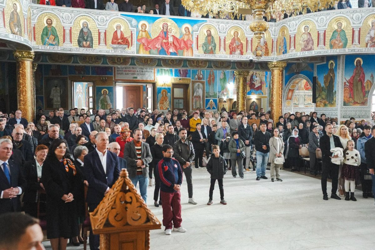 Episcopia Sălajului a sărbătorit 19 ani de la înființare 377611