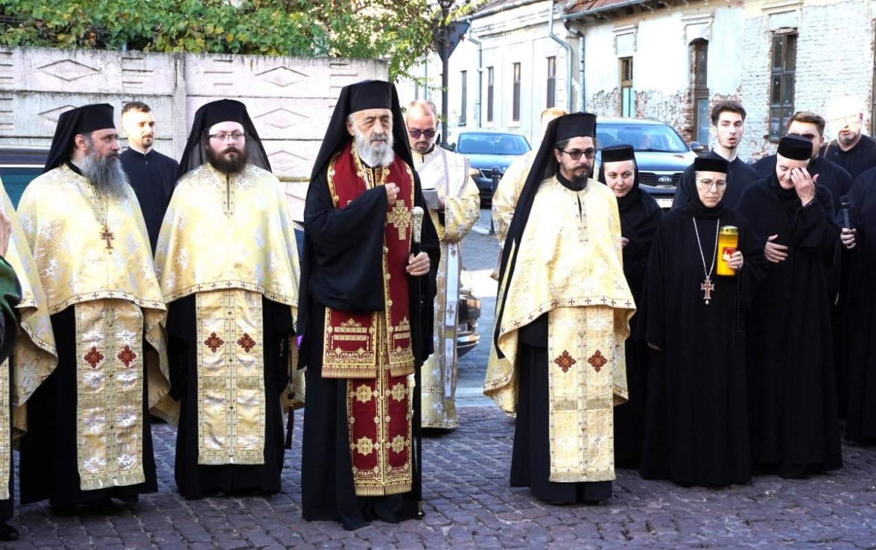 Moaștele Sfântului Gheorghe Pelerinul, la Catedrala Arhiepiscopală din Alba Iulia 377600