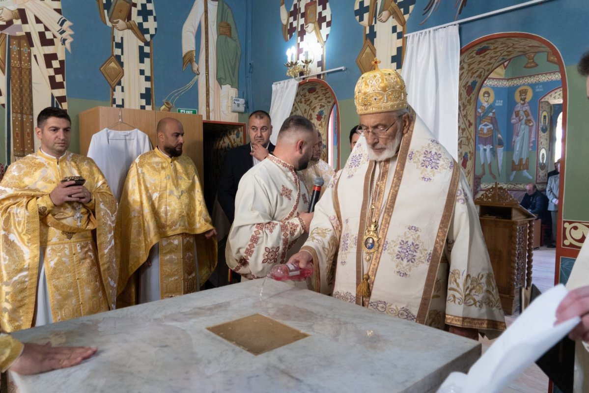 Moment de împlinire la o parohie din judeţul Argeş 377644