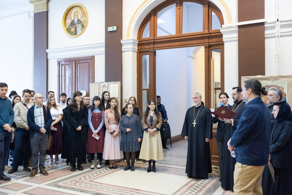 Expoziție la Facultatea de Teologie Ortodoxă din București 377755