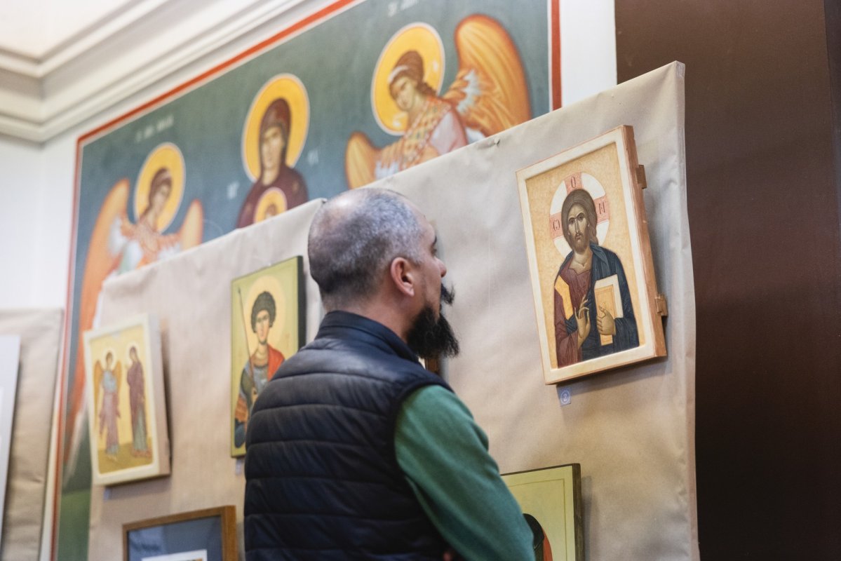 Expoziție la Facultatea de Teologie Ortodoxă din București 377773