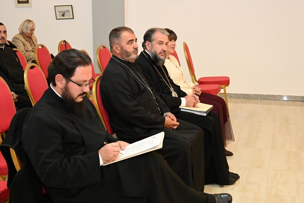 Consfătuirea profesorilor de religie din Caraş-Severin  377923