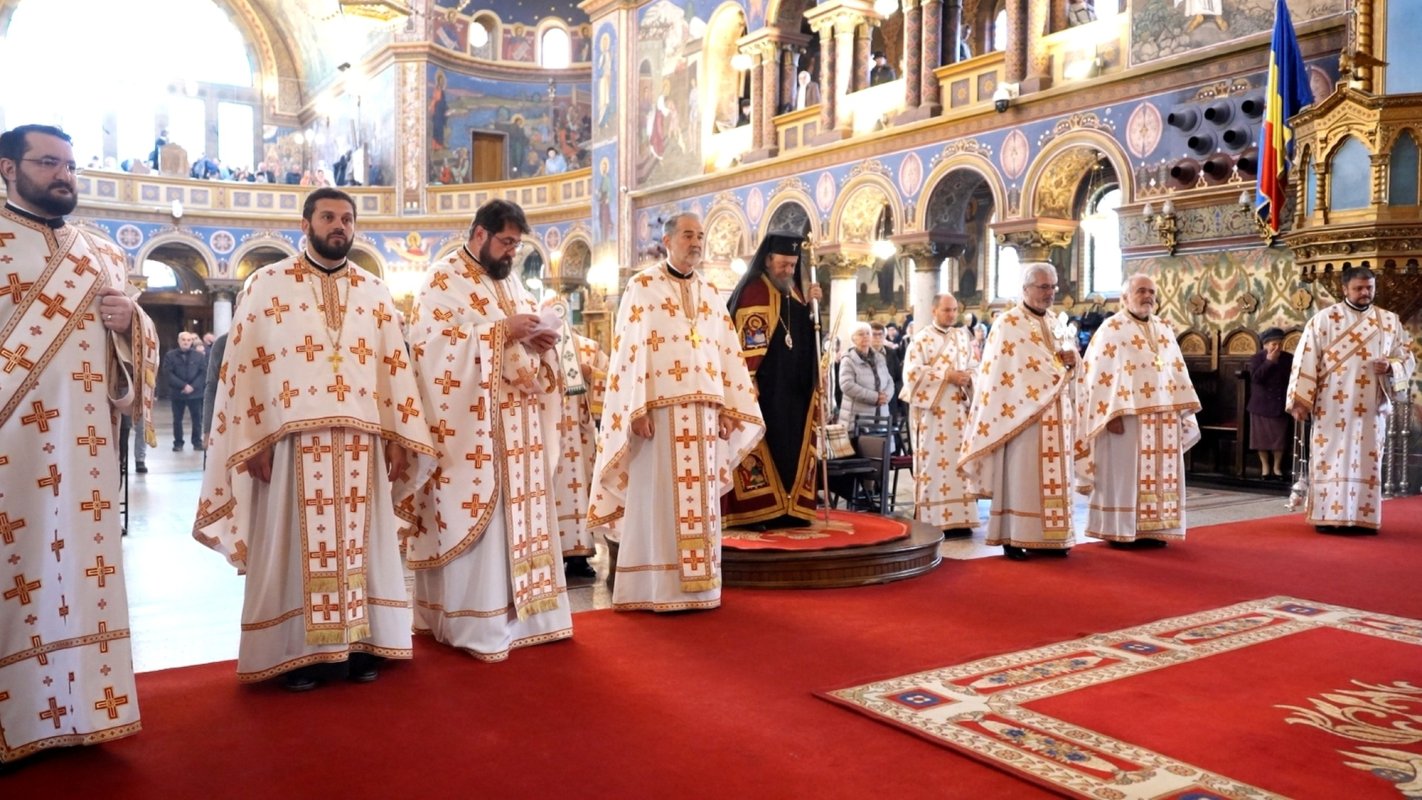 Duminica a 23-a după Rusalii la Catedrala Mitropolitană din Sibiu 378171