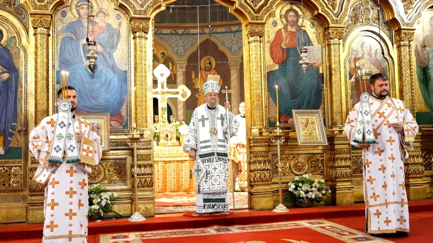 Duminica a 23-a după Rusalii la Catedrala Mitropolitană din Sibiu 378173