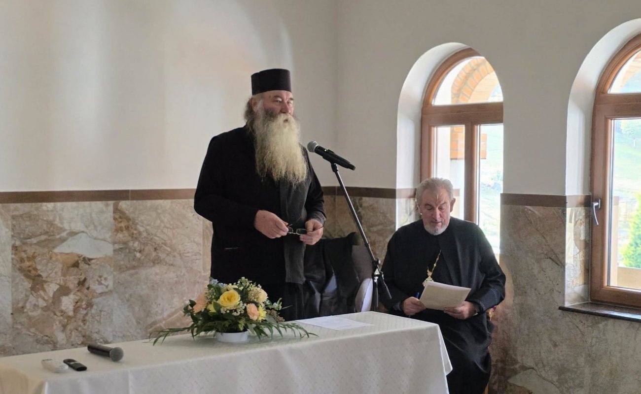 Întâlnirea Societății Bibliștilor Ortodocși Români, la Mănăstirea Nușeni, Cluj 378250