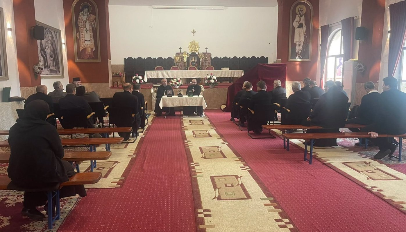 Întâlnirea Societății Bibliștilor Ortodocși Români, la Mănăstirea Nușeni, Cluj 378252