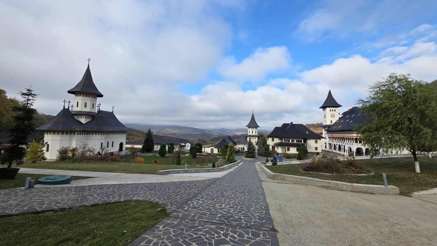 Întâlnirea Societății Bibliștilor Ortodocși Români, la Mănăstirea Nușeni, Cluj 378254