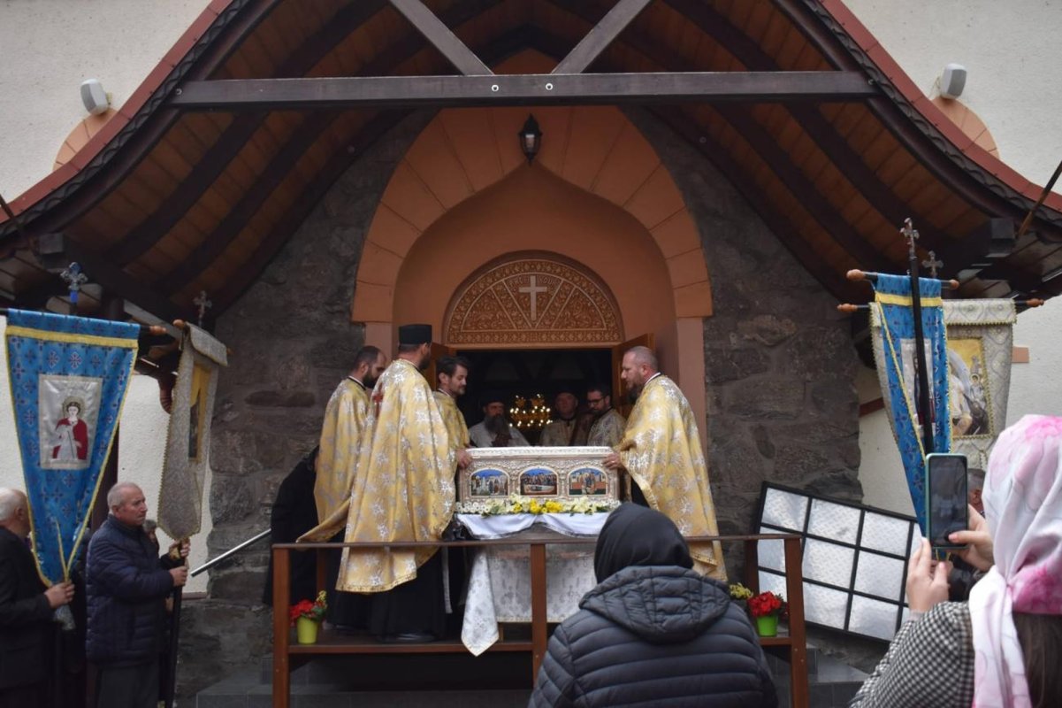 Sfântul Gheorghe Pelerinul, cinstit în localitatea natală, la Șugag, judeţul Alba 378244