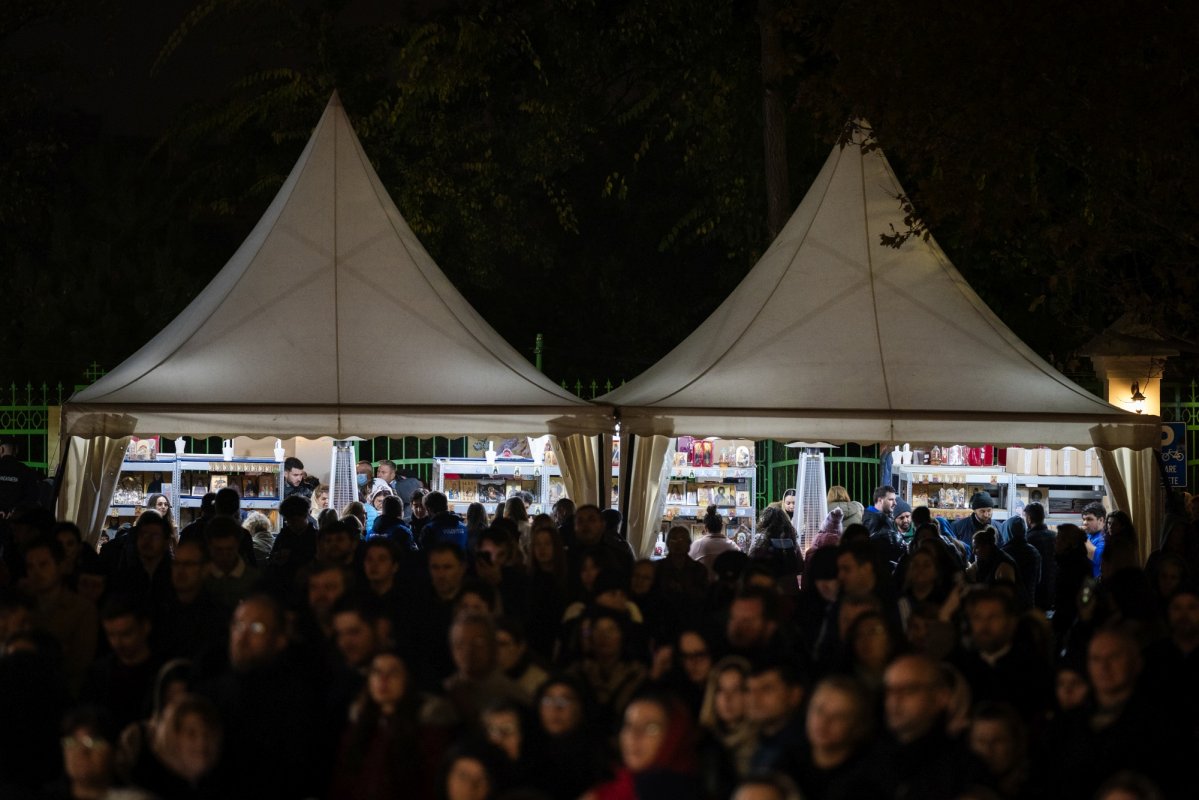 Laudă de seară pentru Sfântul Ocrotitor al Bucureștilor 378525