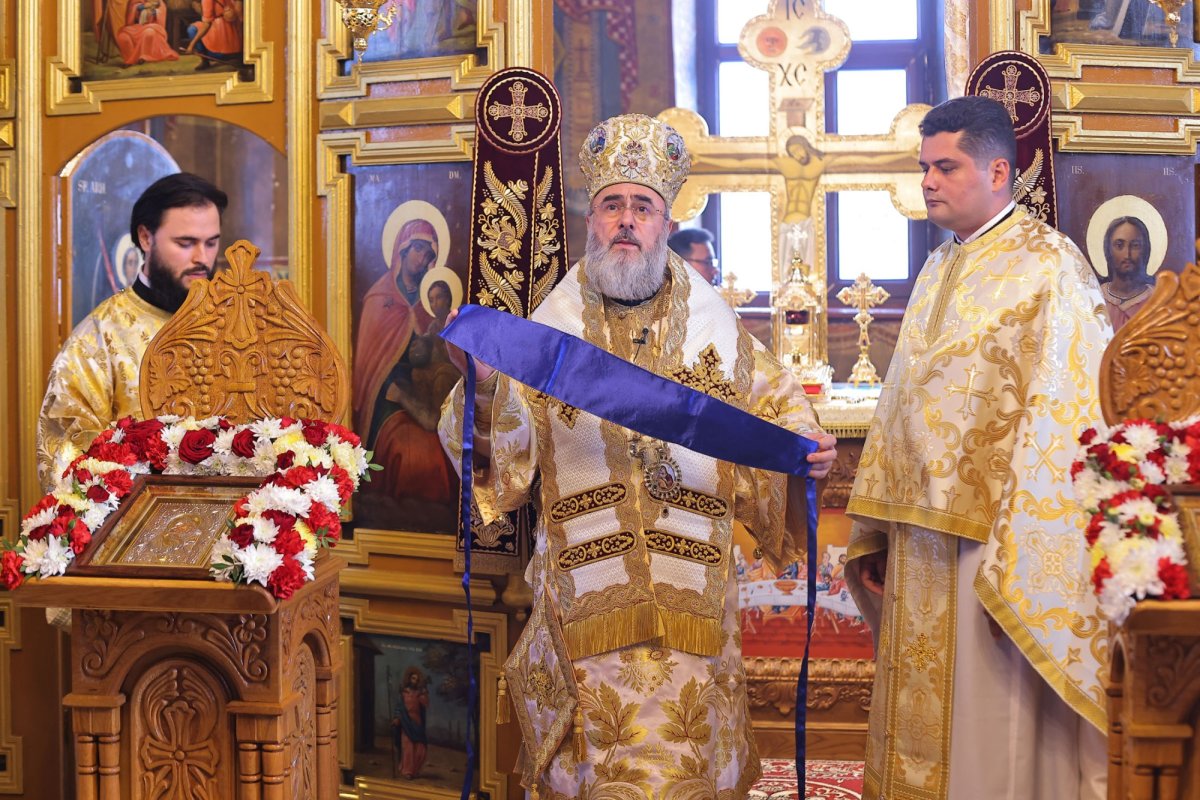Zi de sărbătoare în Parohia Fundeni din județul Buzău 378309